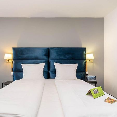 Hotel Frechener Hof Bagian luar foto