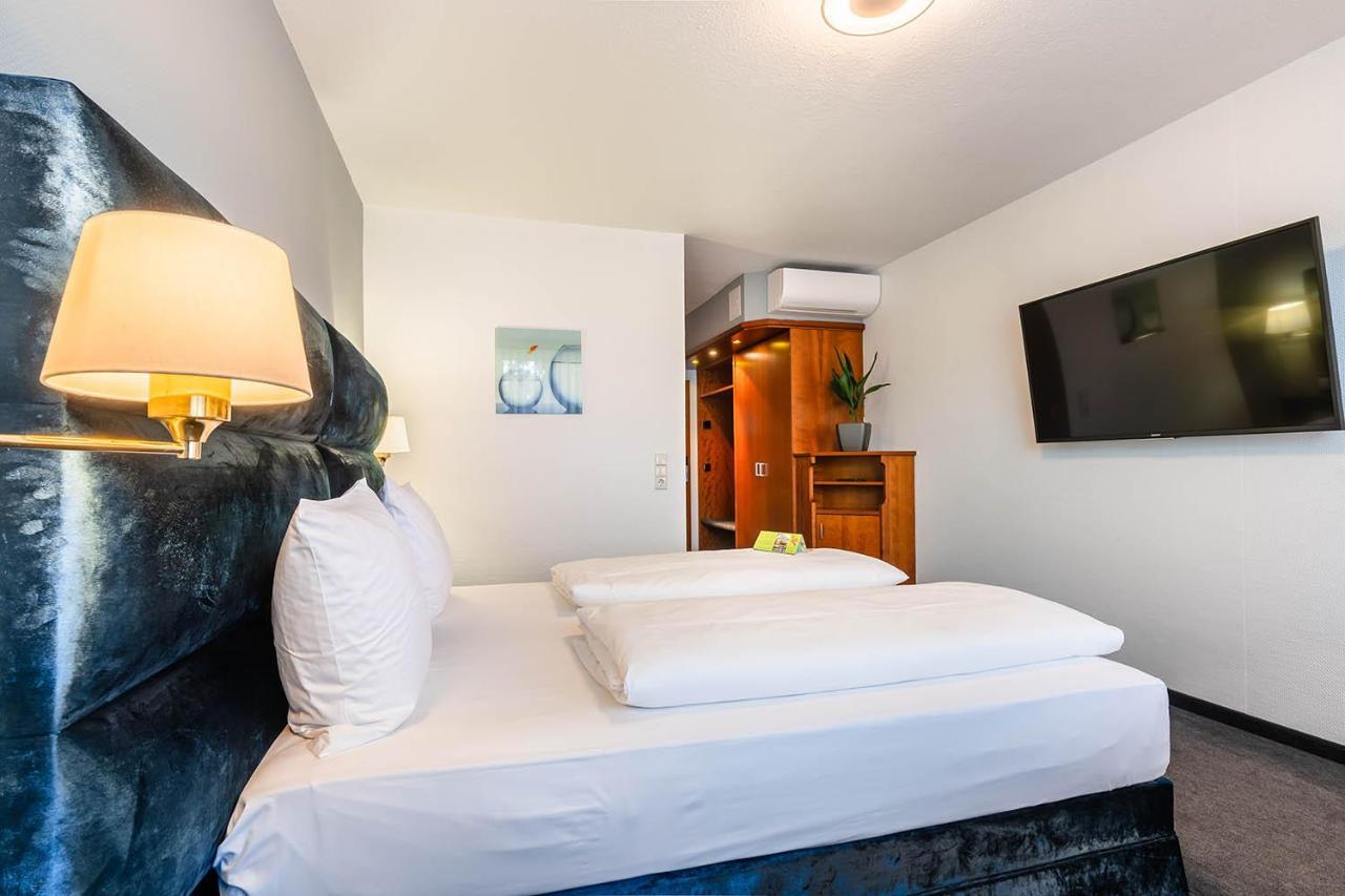 Hotel Frechener Hof Bagian luar foto