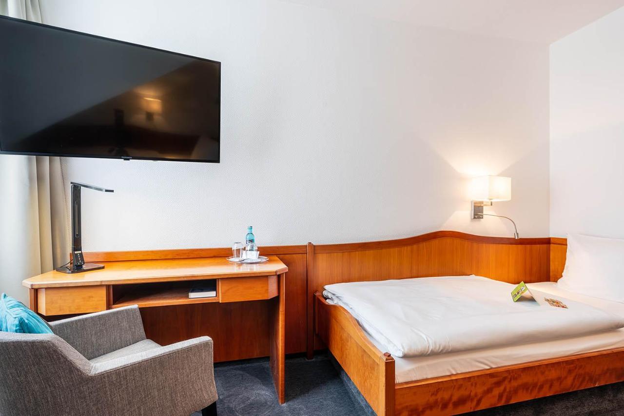 Hotel Frechener Hof Bagian luar foto
