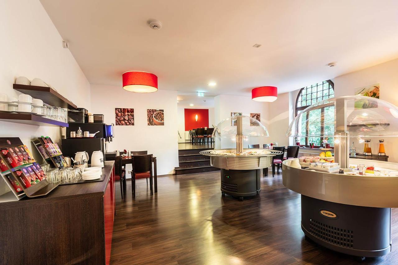 Hotel Frechener Hof Bagian luar foto