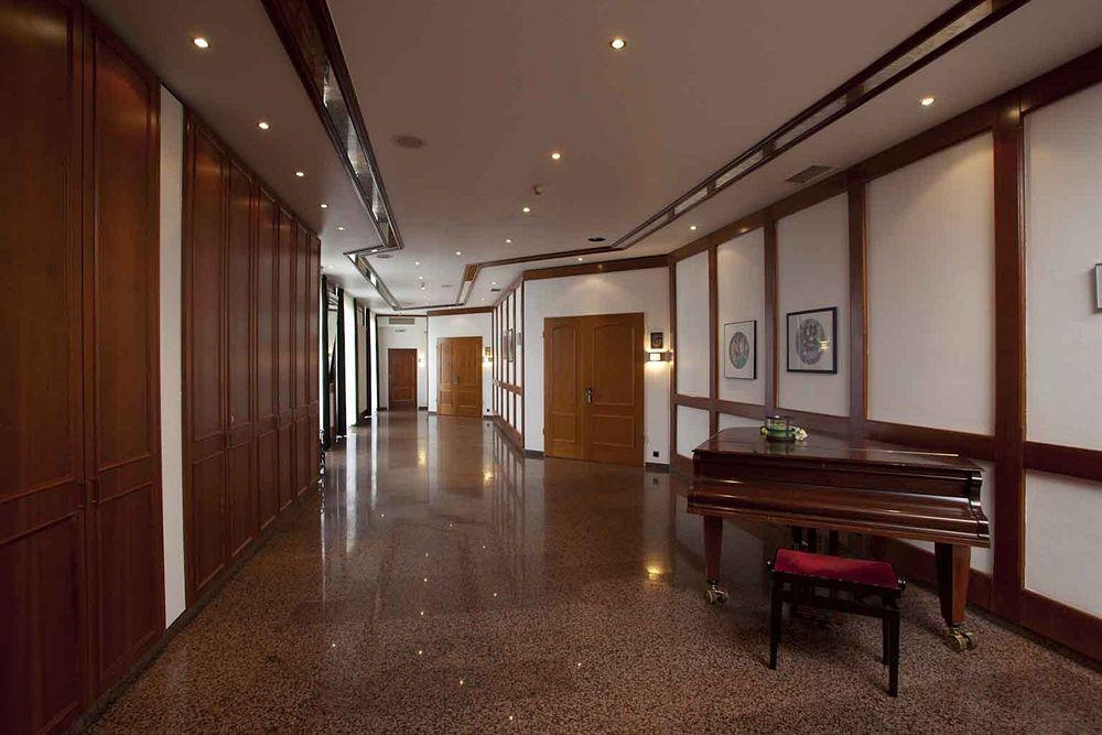 Hotel Frechener Hof Bagian luar foto